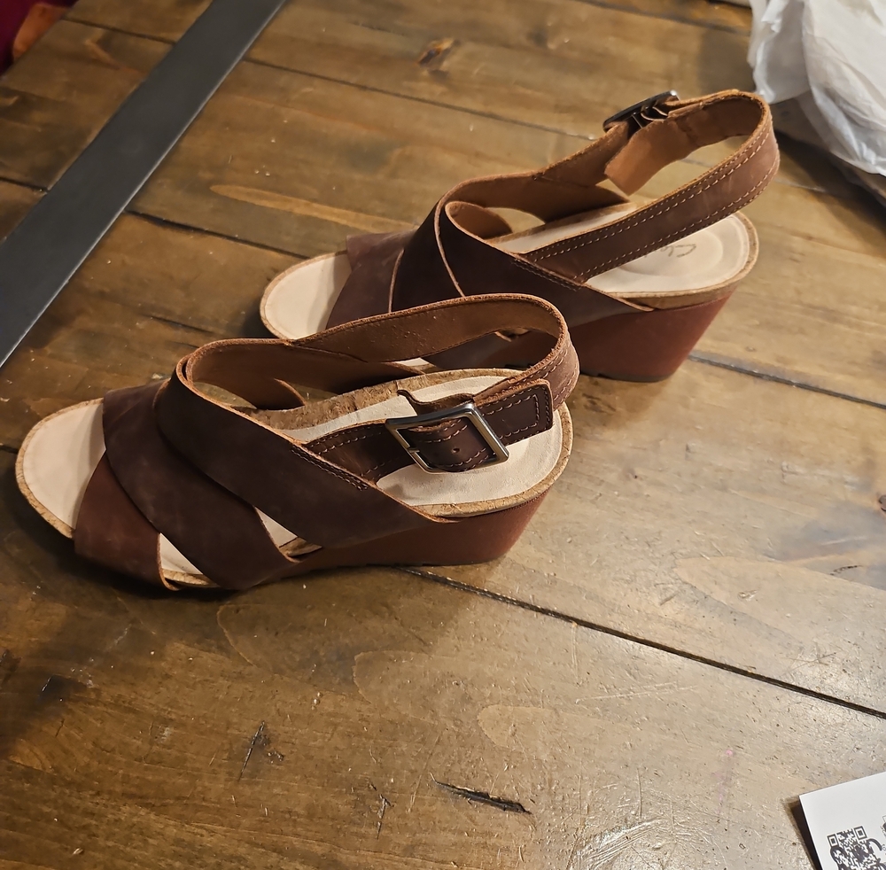 New Clarks Flex Sun Wedge Sandals